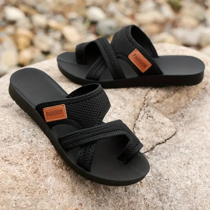 Celia | Mesh Slides